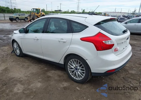 2012 Ford Focus Sel z USA, uszkodzony, nr VIN 1FAHP3M27CL255331